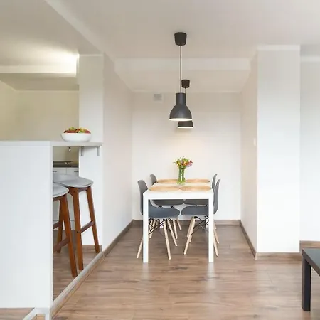 Coral 'przy Rondzie' Apartment
